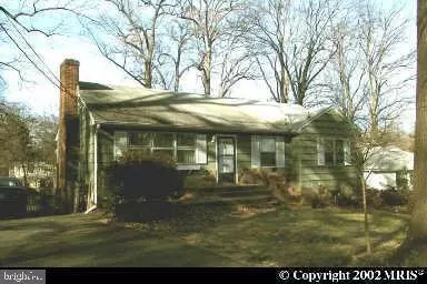 315 N Virginia Ave, Falls Church, VA 22046