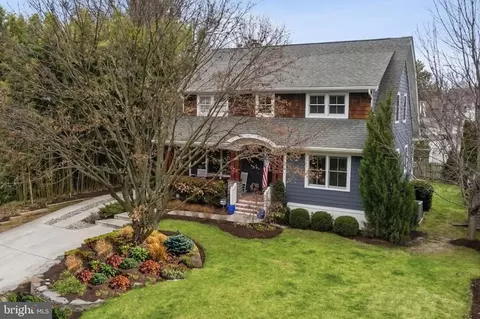 510 Anne St, Falls Church, VA 22046