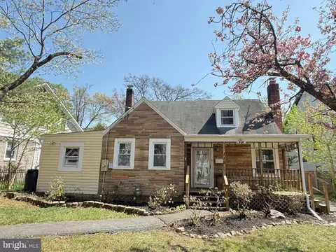 115 S Spring St, Falls Church, VA 22046