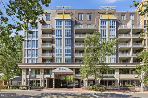 513 W Broad St #315, Falls Church, VA 22046
