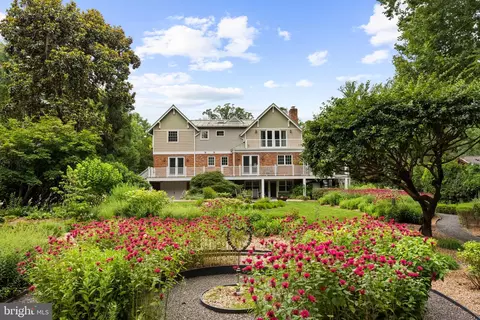 312 N Van Buren St, Falls Church, VA 22046