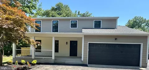 312 N Oak St, Falls Church, VA 22046