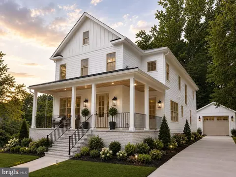 400 Dorchester Rd, Falls Church, VA 22046