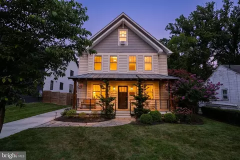 119 S Spring St, Falls Church, VA 22046