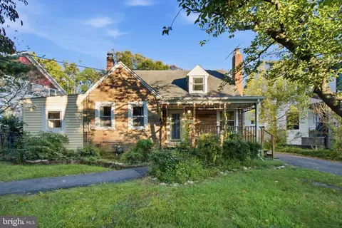 115 S Spring St, Falls Church, VA 22046