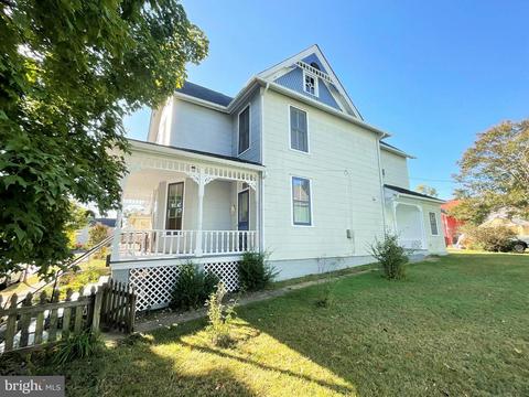 706 Lee Ave, Fredericksburg, VA 22401