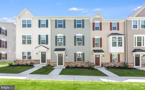 1124 Dovetail Cir, Fredericksburg, VA 22401