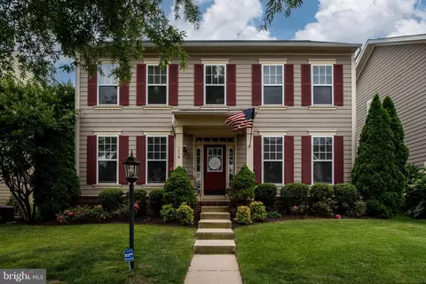 1116 Innis Dr, Fredericksburg, VA 22401
