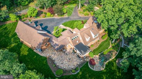 300 Lee Dr, Fredericksburg, VA 22401