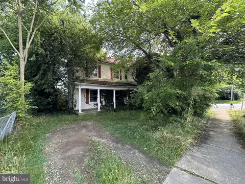 1424 William St, Fredericksburg, VA 22401