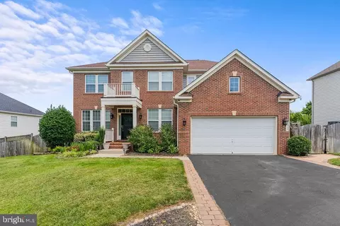 1007 W Kensington Cir, Fredericksburg, VA 22401
