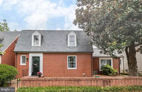 1311 Franklin St, Fredericksburg, VA 22401