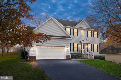 1008 Albert Rennolds Dr, Fredericksburg, VA 22401