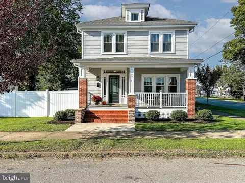 2514 Charles St, Fredericksburg, VA 22401
