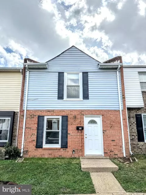 134 Hickok Cir, Fredericksburg, VA 22401