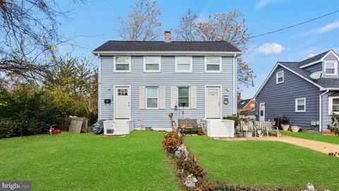 427 Mckinney St, Fredericksburg, VA 22401