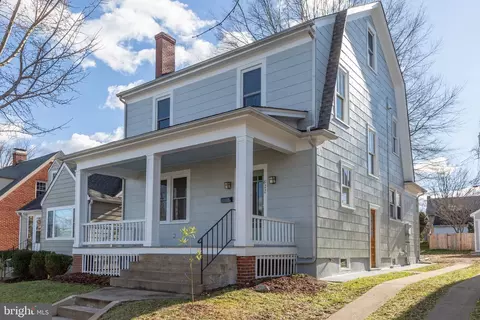 822 Marye St, Fredericksburg, VA 22401