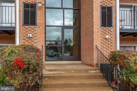 1805 A William St #A003, Fredericksburg, VA 22401