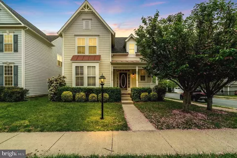 1201 Saunders Dr, Fredericksburg, VA 22401