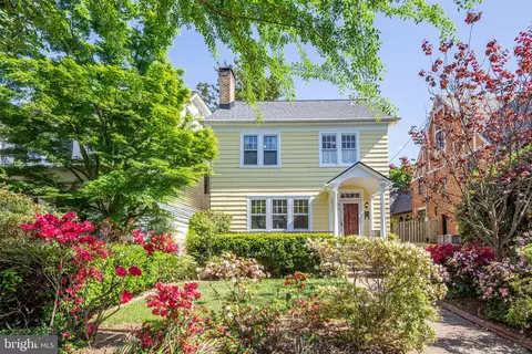 810 Cornell St, Fredericksburg, VA 22401