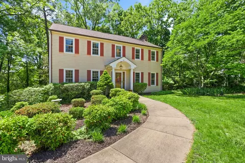 4 Matoca Ct, Fredericksburg, VA 22401