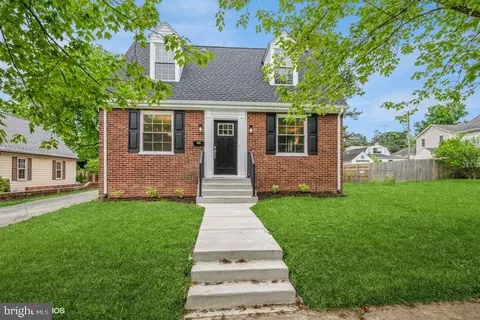 914 Marye St, Fredericksburg, VA 22401