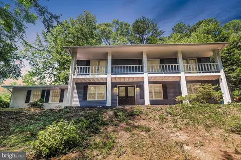 313 Altoona Dr, Fredericksburg, VA 22401