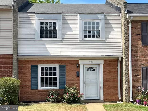 405 Rann Ct, Fredericksburg, VA 22401