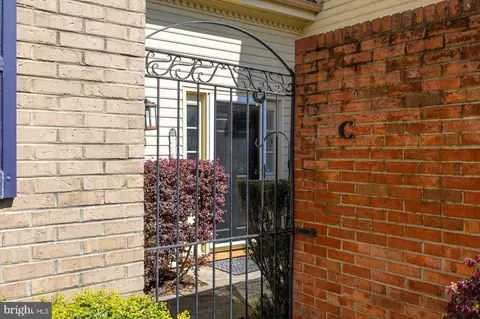 1011 C Charles St #5, Fredericksburg, VA 22401