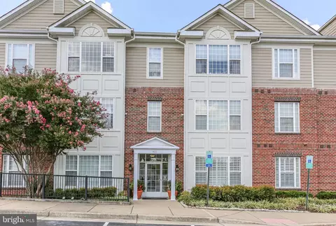 621 312 Cobblestone Blvd #312, Fredericksburg, VA 22401
