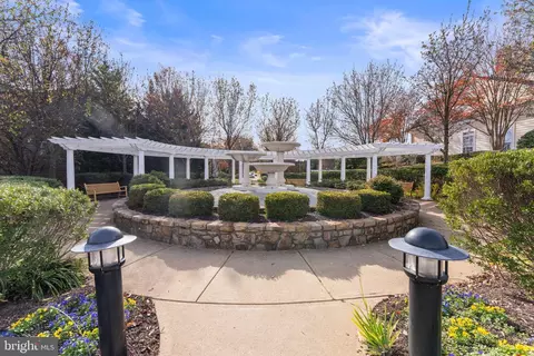 Exterior - 1018 Everett Ct, Fredericksburg, VA 22401 photo 10 of 14
