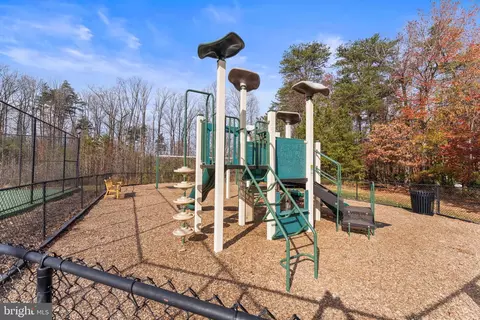 View/Area - 1018 Everett Ct, Fredericksburg, VA 22401 photo 1 of 2