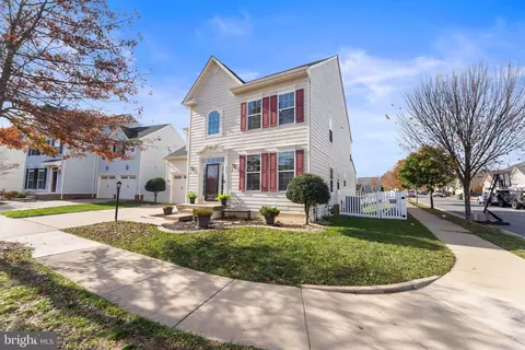 Exterior - 1018 Everett Ct, Fredericksburg, VA 22401 photo 4 of 14