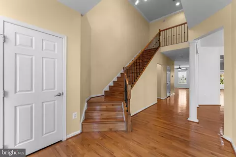 Entry Way - 1018 Everett Ct, Fredericksburg, VA 22401 photo 2 of 16