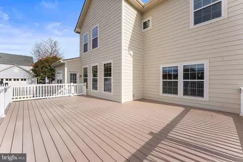 Exterior - 1018 Everett Ct, Fredericksburg, VA 22401 photo 5 of 14