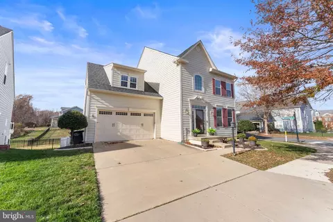 Exterior - 1018 Everett Ct, Fredericksburg, VA 22401 photo 2 of 14