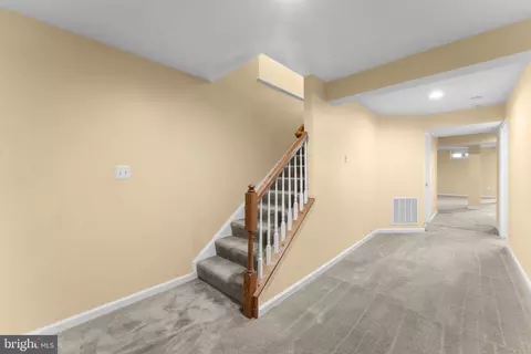 Entry Way - 1018 Everett Ct, Fredericksburg, VA 22401 photo 10 of 16