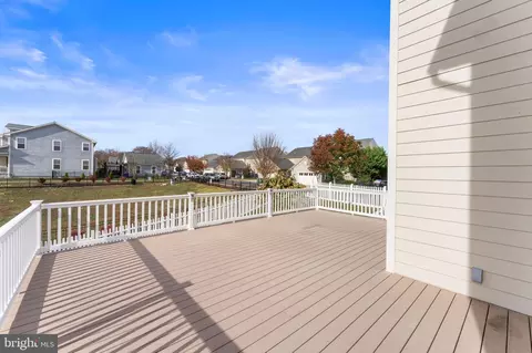 Exterior - 1018 Everett Ct, Fredericksburg, VA 22401 photo 6 of 14