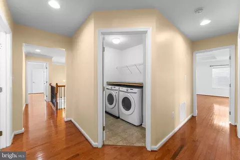 Entry Way - 1018 Everett Ct, Fredericksburg, VA 22401 photo 15 of 16