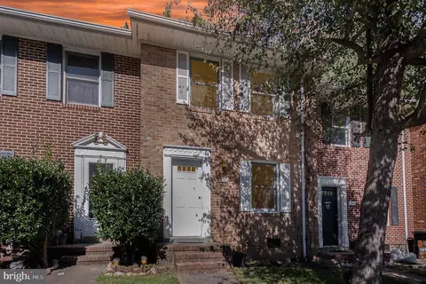210 Farrell Ln, Fredericksburg, VA 22401