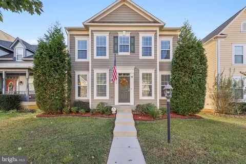 1218 Farrish Dr, Fredericksburg, VA 22401