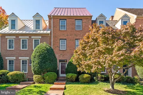 815 College Ave, Fredericksburg, VA 22401