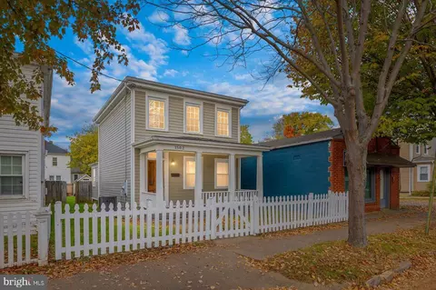 1502 Princess Anne St, Fredericksburg, VA 22401