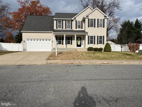 1003 Martingale Ct, Fredericksburg, VA 22401