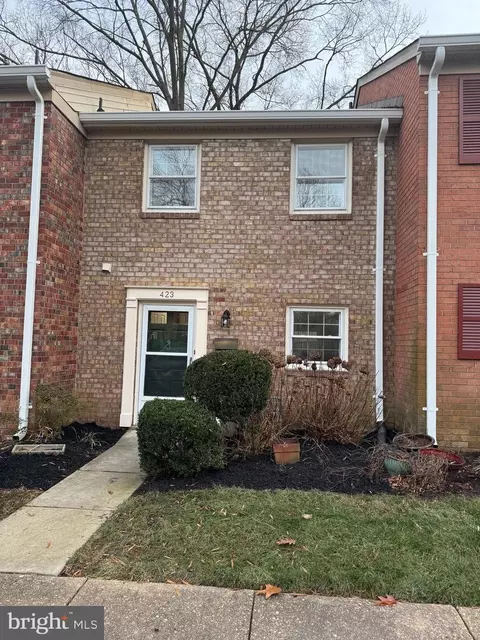 423 Greenbrier Ct #423, Fredericksburg, VA 22401