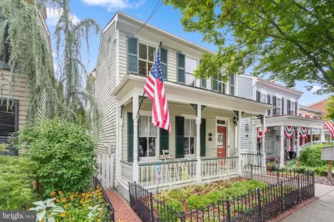224 Princess Anne St, Fredericksburg, VA 22401