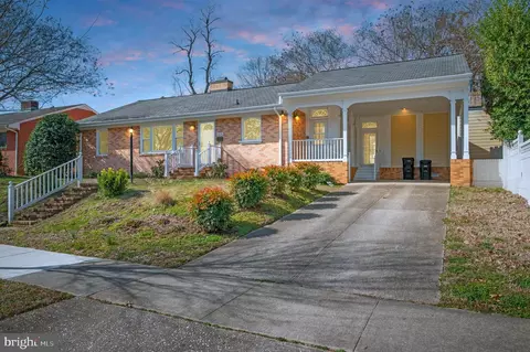 1614 Littlepage St, Fredericksburg, VA 22401