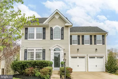 1233 Farrish Dr, Fredericksburg, VA 22401