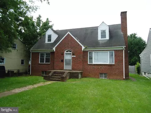 1501 Dixon St, Fredericksburg, VA 22401