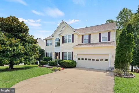 1002 Black Oak Ct, Fredericksburg, VA 22401